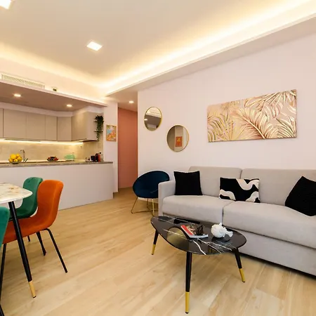 Estate4home - Domus Sirenum - Partenope Apartament *