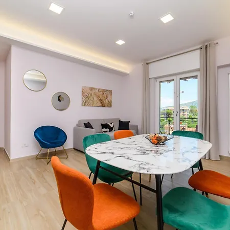 Estate4home - Domus Sirenum - Partenope *